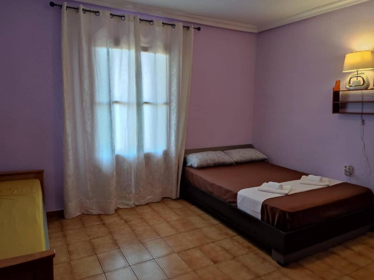 La Habitacion Del Piso Room In The Apartment Alicante Ngoại thất bức ảnh