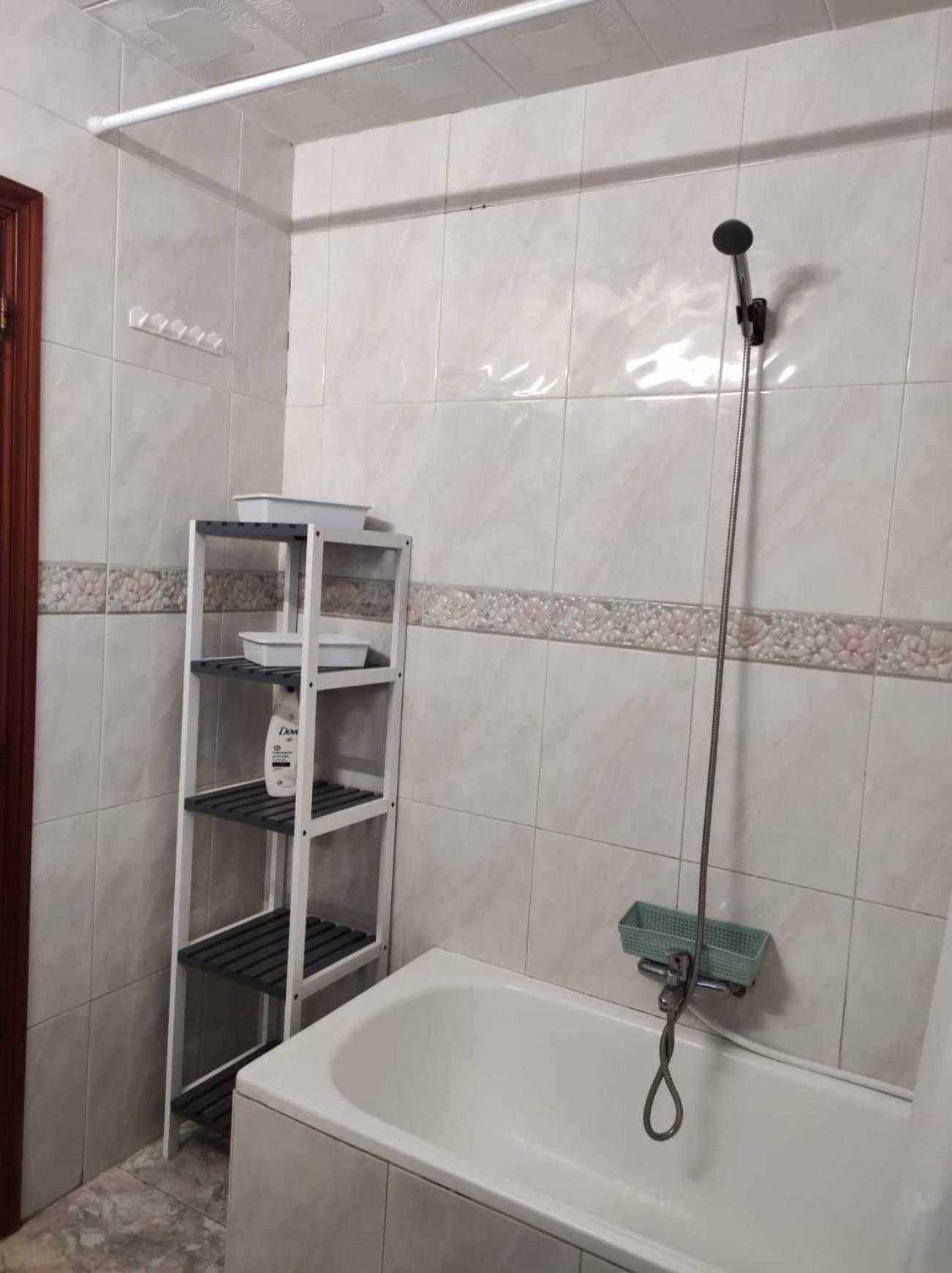 La Habitacion Del Piso Room In The Apartment Alicante Ngoại thất bức ảnh